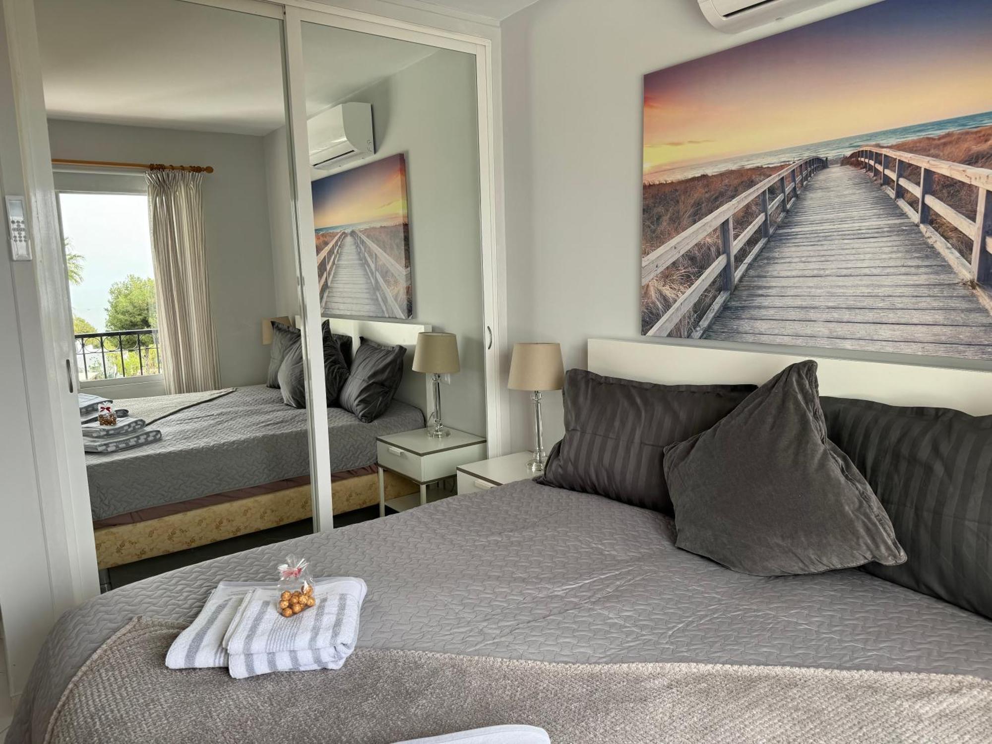 Amazing Sea View Apartment In Miraflores Ла Кала де Михас Екстериор снимка