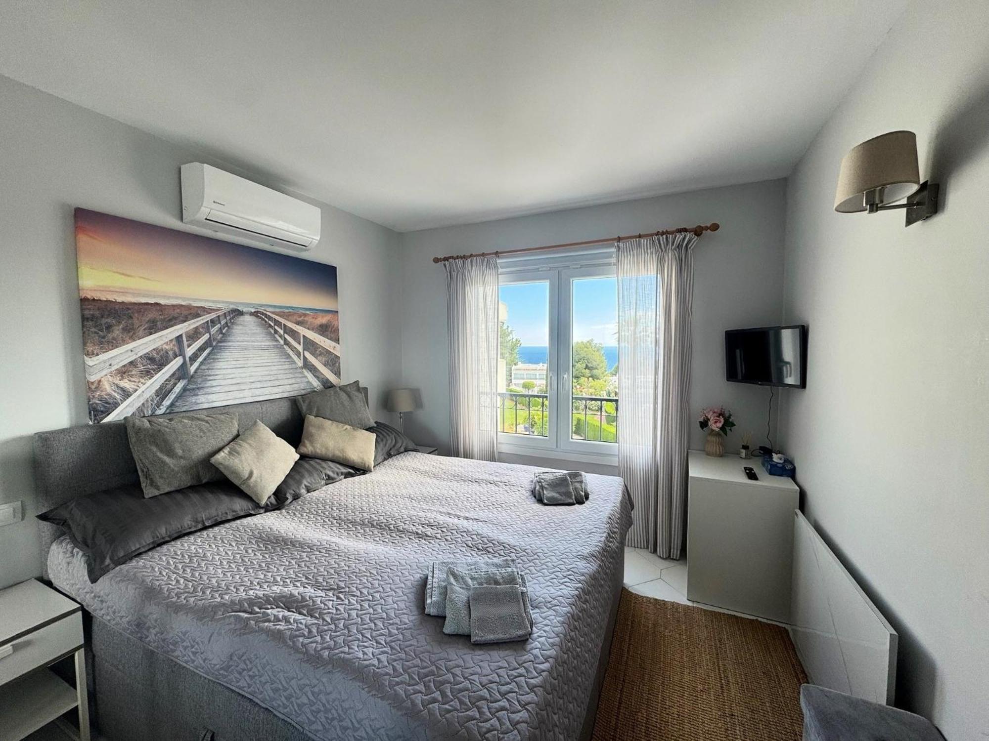 Amazing Sea View Apartment In Miraflores Ла Кала де Михас Екстериор снимка